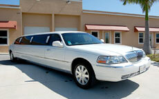 White Stretch Lincoln Limo