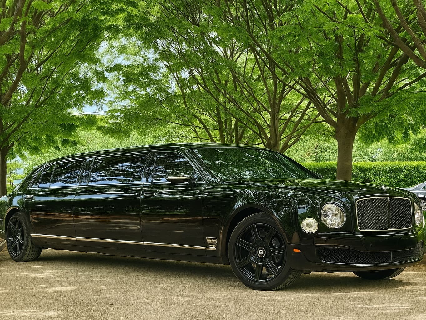 Bentley limo exterior