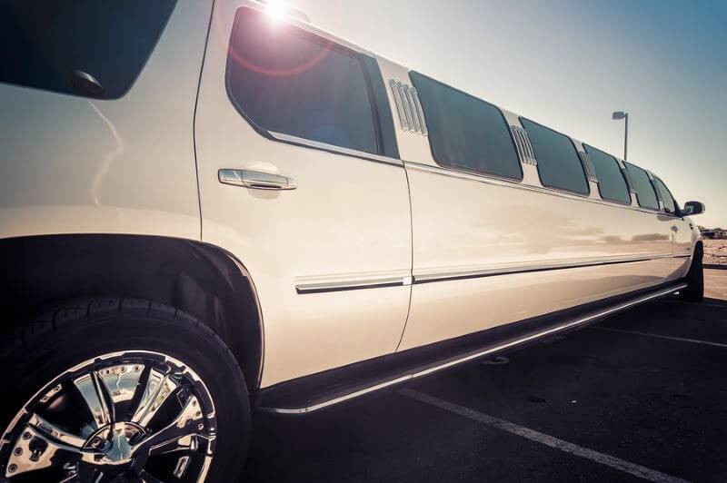 10 Passenger Limo Rental