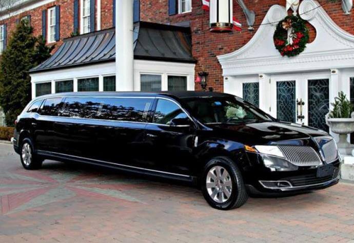 Lincoln MKT Limousine Service