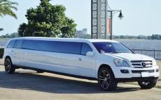 Mercedes Limo