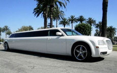 White Chrysler 300 Limo