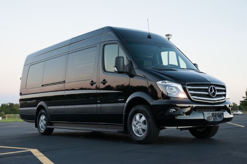 airport sprinter van